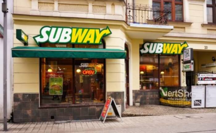 Subway restaurant 