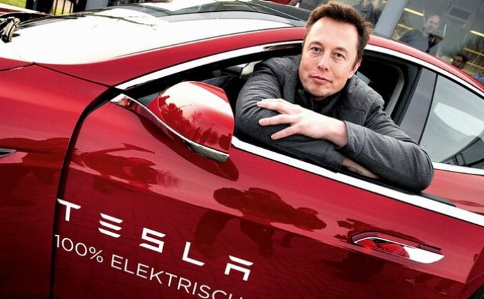 Elon Musk and Tesla Labor Dispute in Sweden Threatens to Spread to Europe